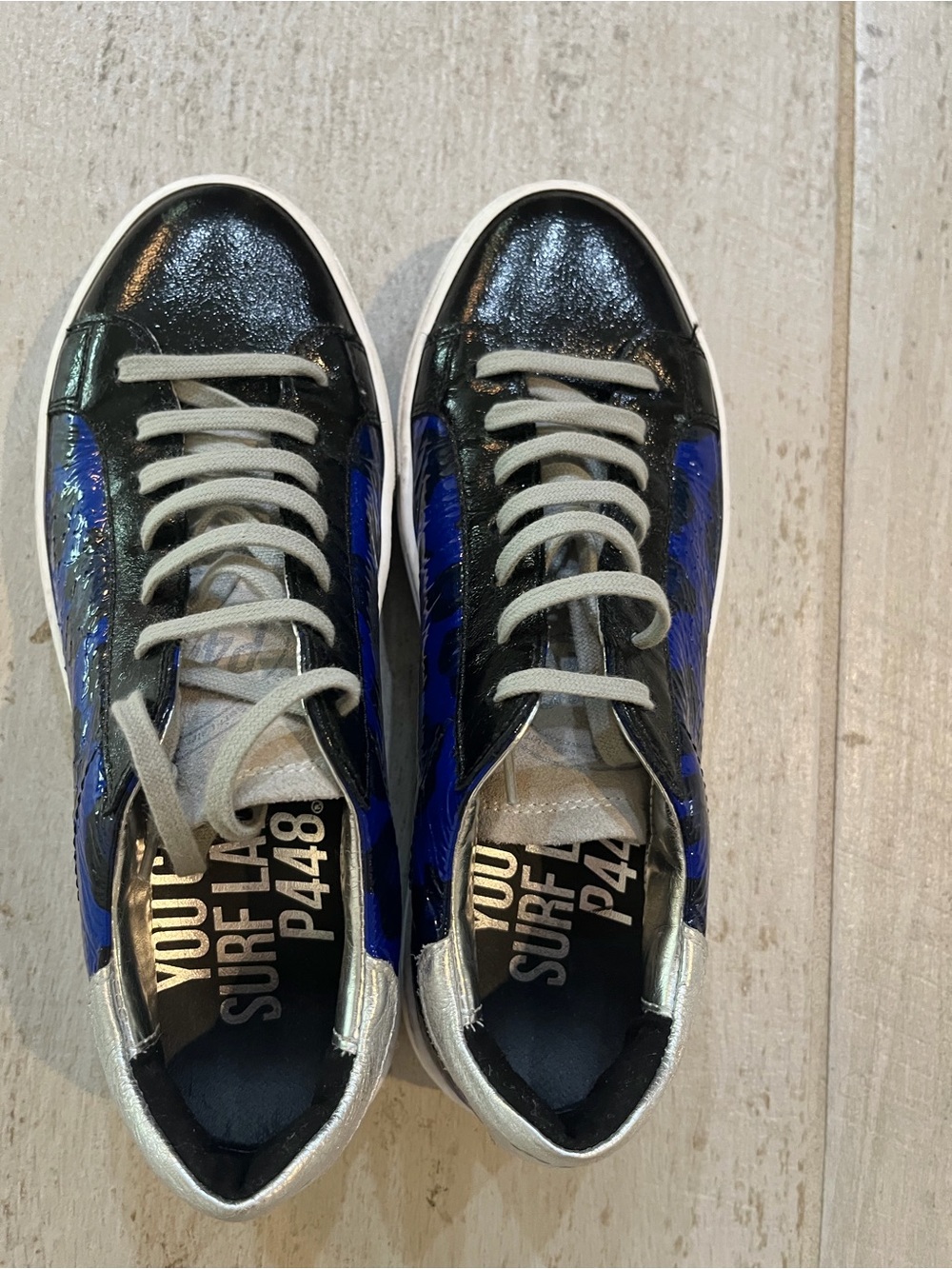 P448  Low-Top Sneakers in Black, Blue and Silver size39